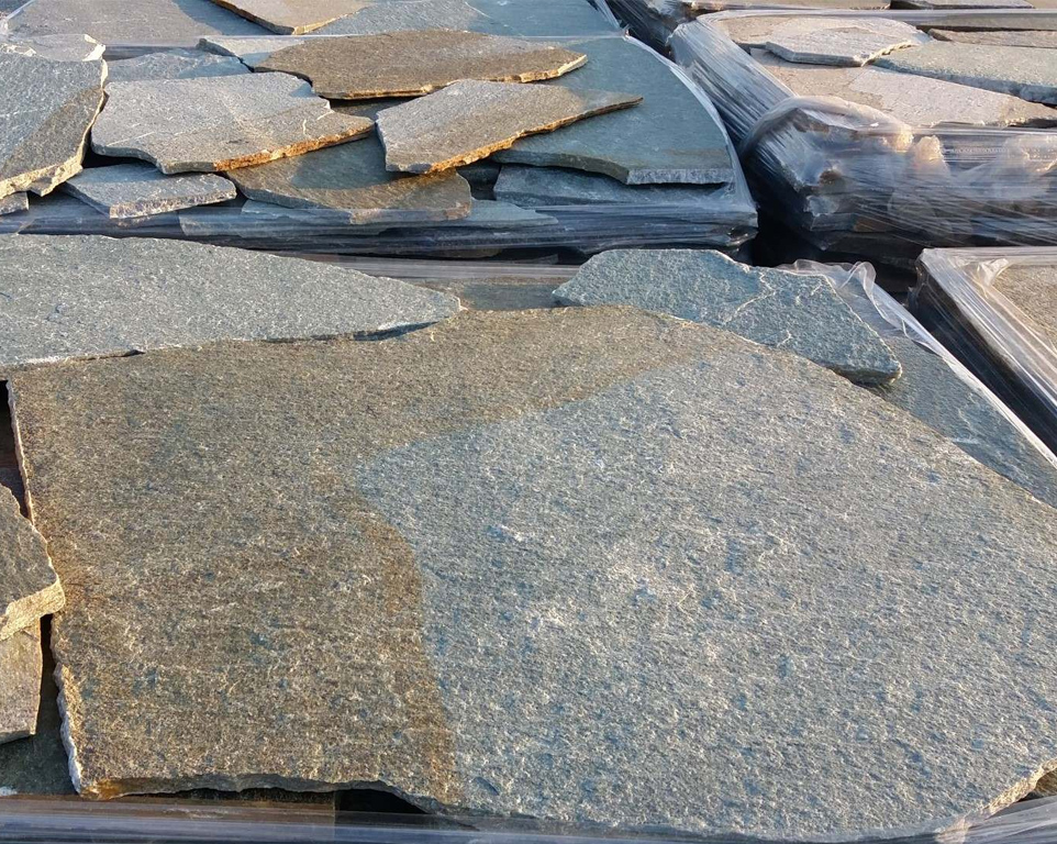 Πλάκες Καρύστου